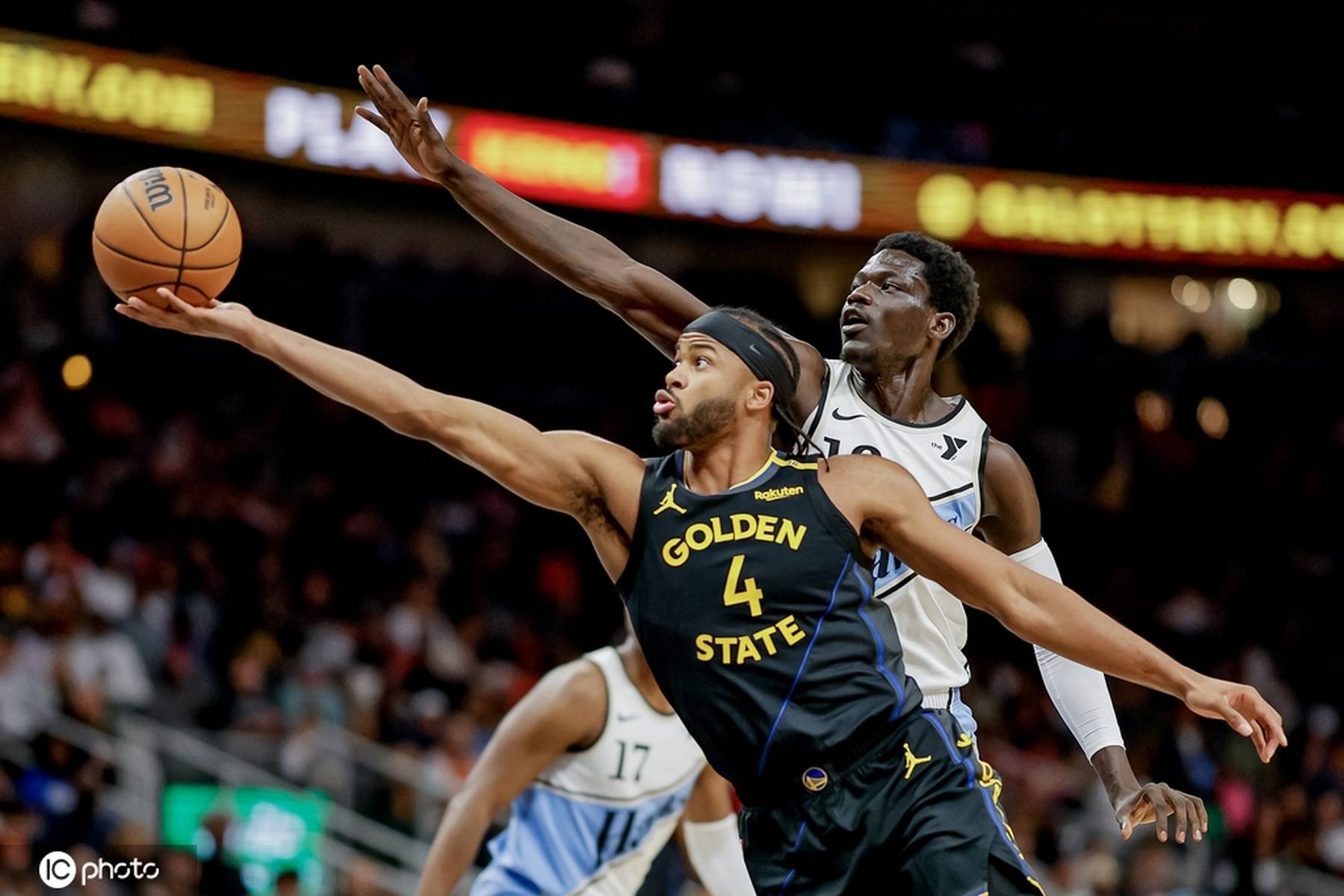 巴特勒在法国队比赛中爆冷，败北引发热议！